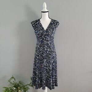 Jones New York Sleeveless Floral Dress Size 2 Petite